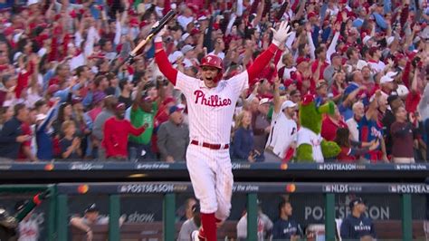 Rhys Hoskins rising in postseason for Phillies - oggsync.com