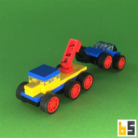 Micro breakdown truck and car – kit from LEGO® bricks – The Brickworms