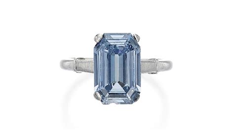 Blue diamond ring breaks world record - MINING.COM