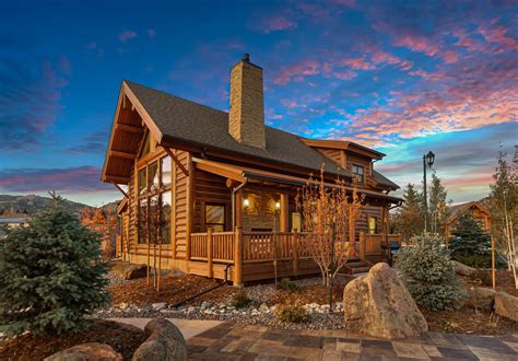 Luxury Estes Park Cabins & Vacation Rentals | Mountain Village at Lake ...