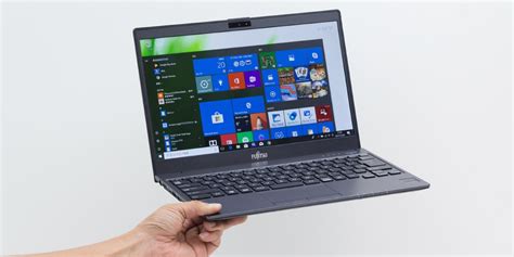 ソコンは 富士通 ノートPC LIFEBOOK WU2/B3 Corei5 8GB 256 みです