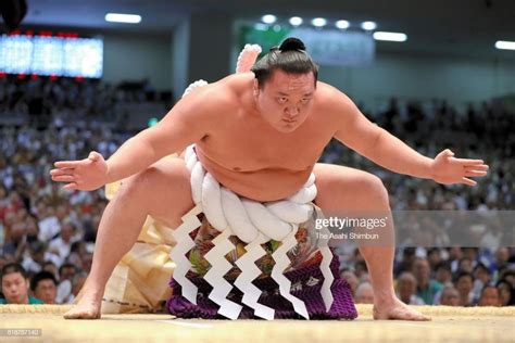 Happy 33rd Birthday to the GOAT Hakuhō Shō : Sumo