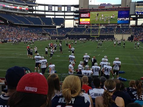 Patriots in-stadium practice. : Patriots