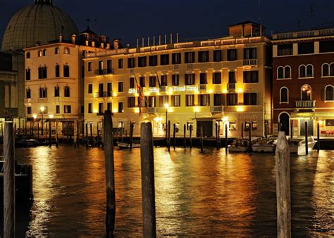 Hotel Carlton on the Grand Canal | Save up to 60% on luxury travel | Time Out Escapes