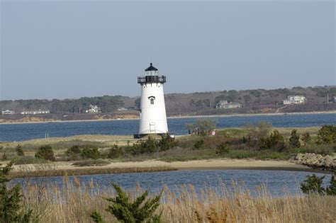 Martha's Vineyard Lighthouses and how to visit them