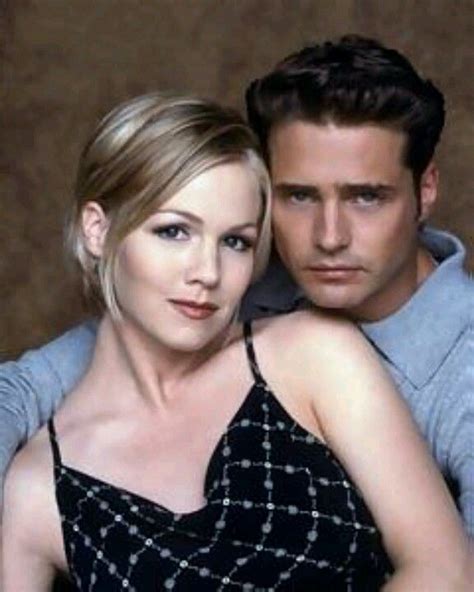 BH 90210 Brandon and Kelly | Beverly hills 90210, Beverly hills, Jennie ...