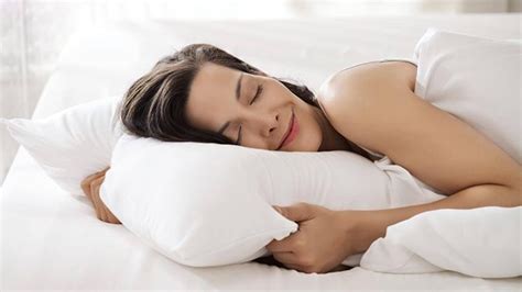 Best Pillows for Different Sleeping Positions | Spinal Design