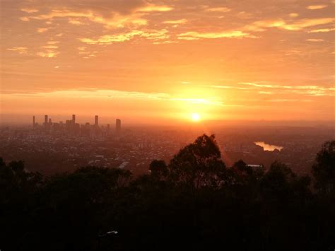 Mt Coot-tha Sunrise Summit Bushwalk, QLD – Beautiful Bushwalks