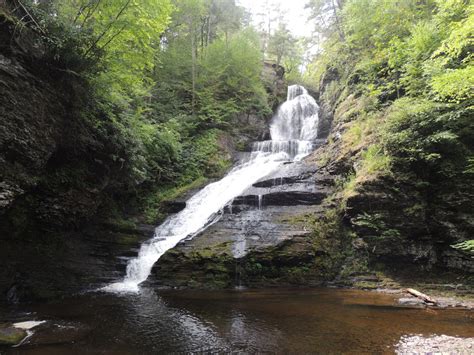 10 Gorgeous Waterfalls You Should See in the Poconos