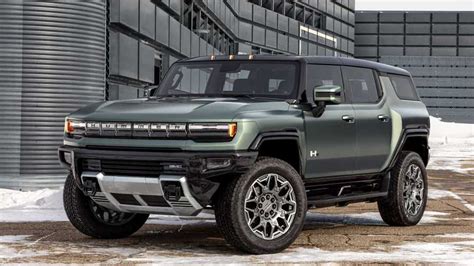 GMC Drops Details For Hummer EV SUV Including Trail Nav Maps