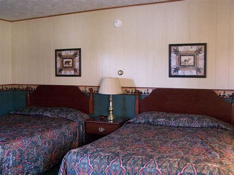 Bridgewater Inn Rooms: Pictures & Reviews - Tripadvisor