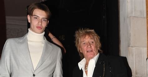 Rod Stewart, 77, completely towered over by son Alastair, 16, as family ...