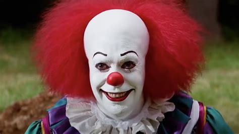 What Pennywise From The Original It Series Looks Like Today