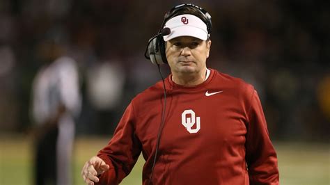 Report: Bob Stoops may be exploring a return to coaching - Footballscoop