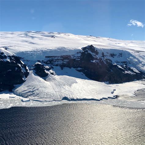 A common landform in this region that might be described as a floating piedmont glacier | ESD ...