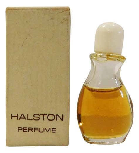 Halston - Perfume (Perfume) » Meinungen & Duftbeschreibung