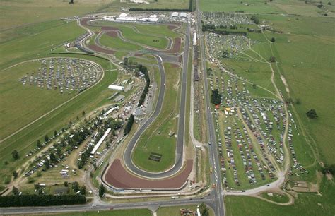 Motor Racing Tracks Around New Zealand – Riders Corner New Zealand