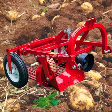 China One Row Garlic Harvester Potato Digger with Ce - China Potato ...