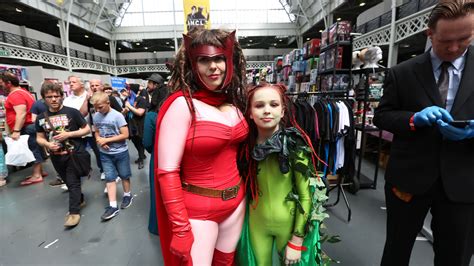 Cosplay: 150 Images from London Comic-Con 2015 | Collider