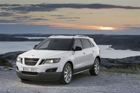 2011 Saab 9-4X SUV Revealed: High Res Image Gallery and Full Details ...