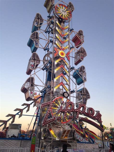 The zipper. My favorite carnival ride ever | Fair rides, Carnival rides ...