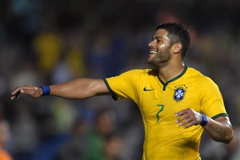 Hulk: Brazil not focused on Mexico revenge | FourFourTwo