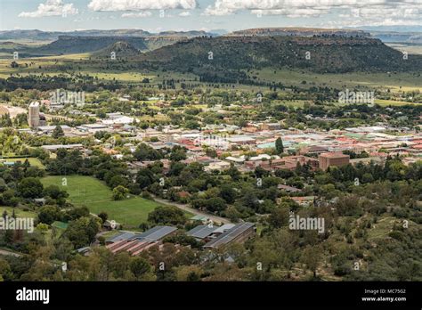 FICKSBURG, SOUTH AFRICA - MARCH 12, 2018: An aerial view of the central business district of ...