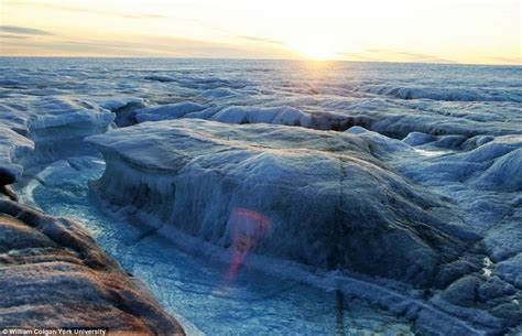 greenland-ice-sheet-3 - Living + Nomads – Travel tips, Guides, News ...