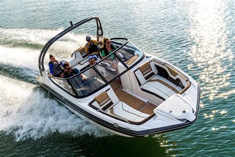 2022 Yamaha Boats 212SE Contact Your Local MarineMax Store About Availability