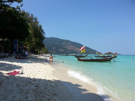 Sunrise Beach, Koh Lipe | Thailand Travel Guide