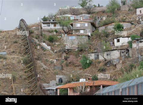 Nogales border fence mexico Stock Photo - Alamy