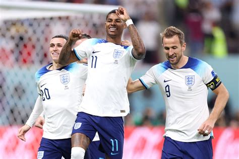 David Beckham congratulates Marcus Rashford on scoring his first World Cup goal