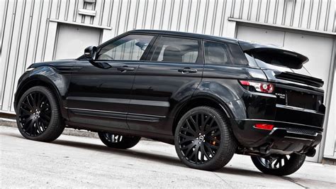 Black Range Rover Evoque with Black Pack Design