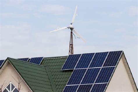 Solar Power vs Wind Power: Which is Better? | Eco Experts