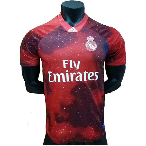 Promo Vêtement Football Maillot Rouge Real Madrid EA Sports 2018 2019 pas cher