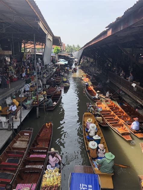 Damnoen Saduak Floating Market Tour (+Maeklong Railway Market) - Trazy ...