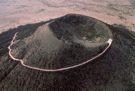 Capulin Volcano | Cades cove tennessee, Grand tetons, Alaska travel