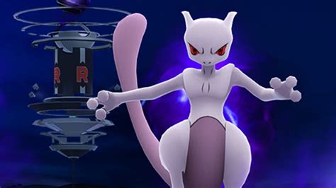 Pokemon Go player ‘flexes’ their Shadow Raid Mewtwo catch - Dexerto