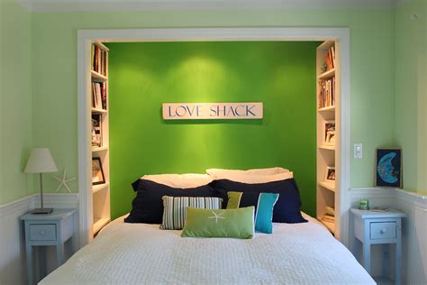 10+ Bed In Closet Nook – HomeDecorish