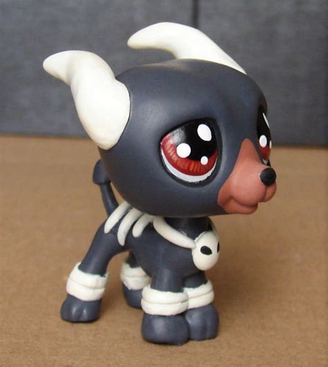 Littlest Pet Shop Pokemon Houndoom ooak custom figure Hand painted LPS ...