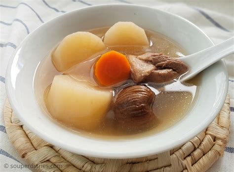 Daikon Radish Soup Recipe - Souper Diaries