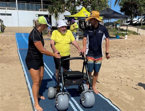 Murray feels the ocean on his feet once again – Bundaberg Now