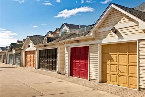 A Guide To Selecting The Right Garage Door Color | New England Overhead ...