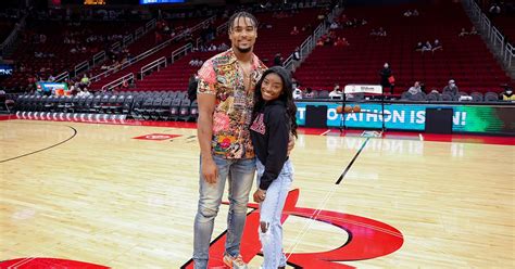 Who Is Simone Biles' Husband, NFL Player Jonathan Owens?