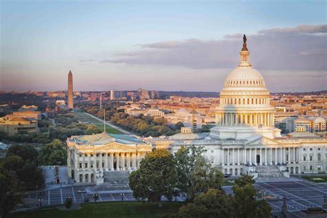 Capitol Building in Washington DC: Tours & Visiting Tips