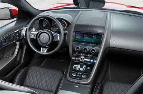 2019 Jaguar F-TYPE Interior Elements and Technology | Jaguar Monmouth