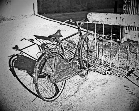 Vintage Bike Black and White Photograph Fine Art Photo Old - Etsy