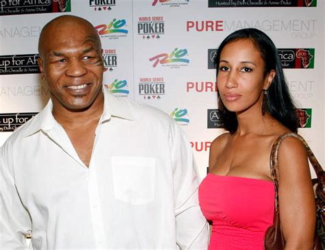 Mike Tyson Renews Wedding Vows In Vegas