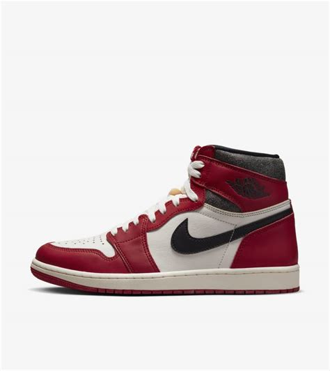 Air Jordan 1 'Chicago' (DZ5485-612) Release Date. Nike SNKRS