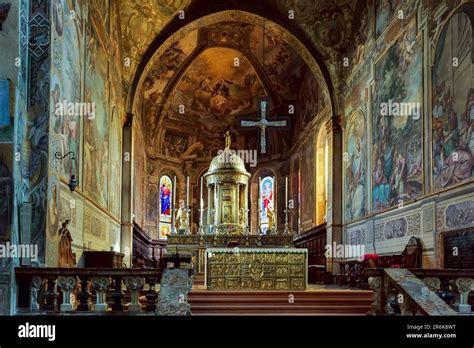 Interior View of Monza Cathedral Stock Photo - Alamy